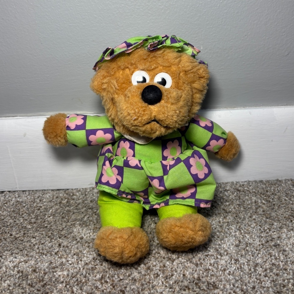 Vtg The Berenstain Bears Plush Stuffed Animals Mama Bear 10" 1995
